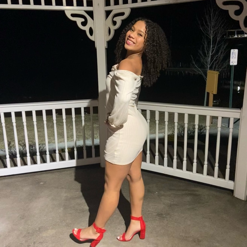 Meet your Posher, Keyaira